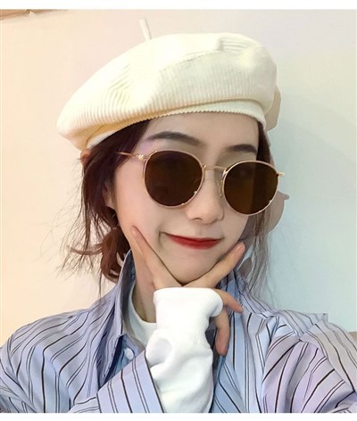 작은 원형 선글라스